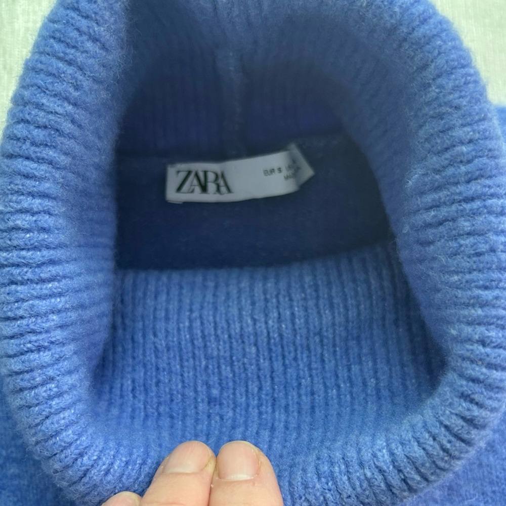 ZARA warm happy oversized turtleneck sweater in blue/peri - Picture 2 of 4